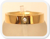 immagine fede nuziale in oro giallo con diamante, immagine anello in oro giallo con diamante, immagine fedi nuziali