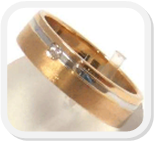 immagine fede nuziale in oro bianco e giallo con diamante, immagine anello in oro bianco e giallo con diamante, immagine fedi nuziali