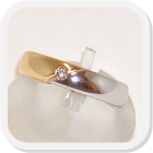 immagine fede nuziale in oro bianco e giallo con diamante, immagine anello in oro bianco e giallo con diamante, immagine fedi nuziali