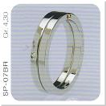 immagine fede nuziale particolare impernata in oro bianco con diamante, immagine anello particolare impernato in oro bianco con diamante, immagine fedi nuziali particolari, immagine fede bicolore
