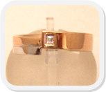 immagine fede nuziale in oro bianco e rosa con diamante, immagine anello in oro bianco e rosa con diamante, immagine fedi nuziali