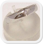 immagine fede nuziale in oro bianco con diamante, immagine anello in oro bianco con diamante, immagine fedi nuziali