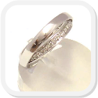 immagine fede nuziale in oro bianco doppia impernata con diamanti, immagine anello in oro bianco doppio impernato con diamanti, immagine fedi nuziali