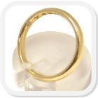 immagine fede nuziale in oro giallo con diamante interno, immagine anello in oro giallo con diamante interno, immagine fedi nuziali